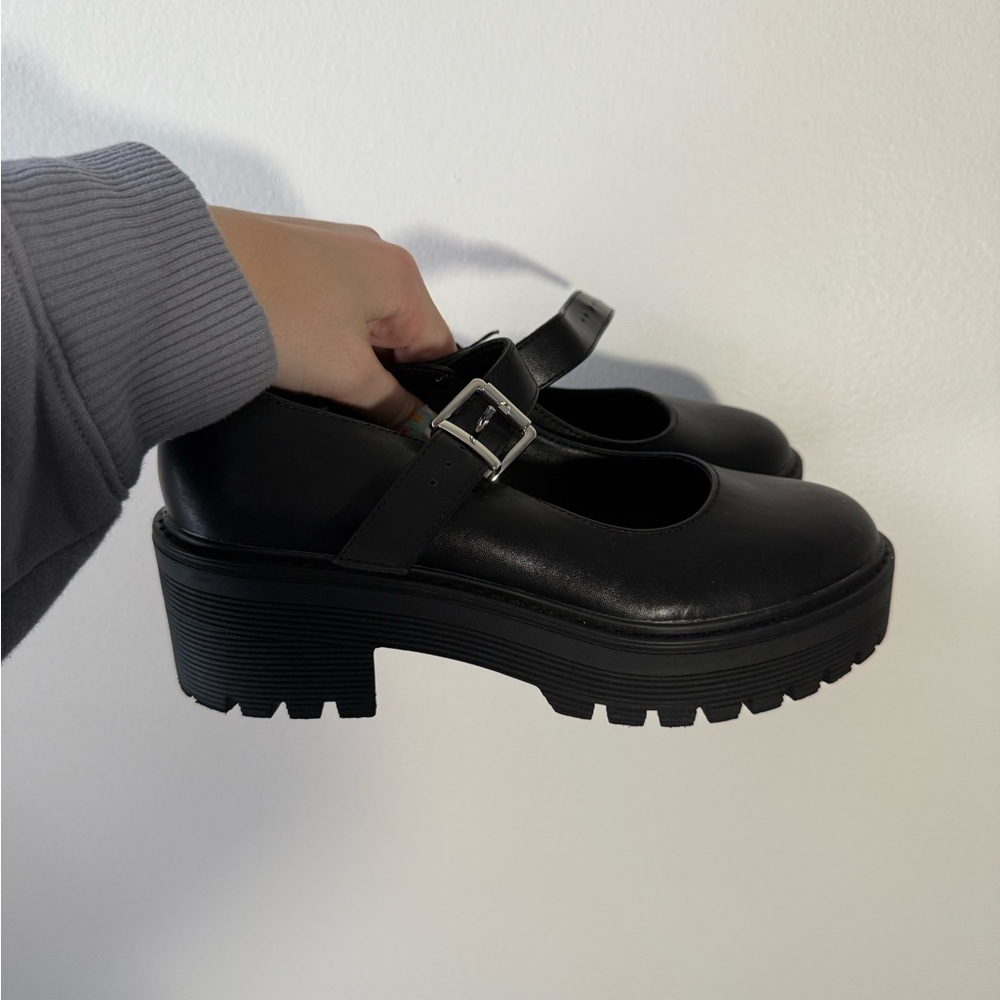 Black Platform Mary Jane’s